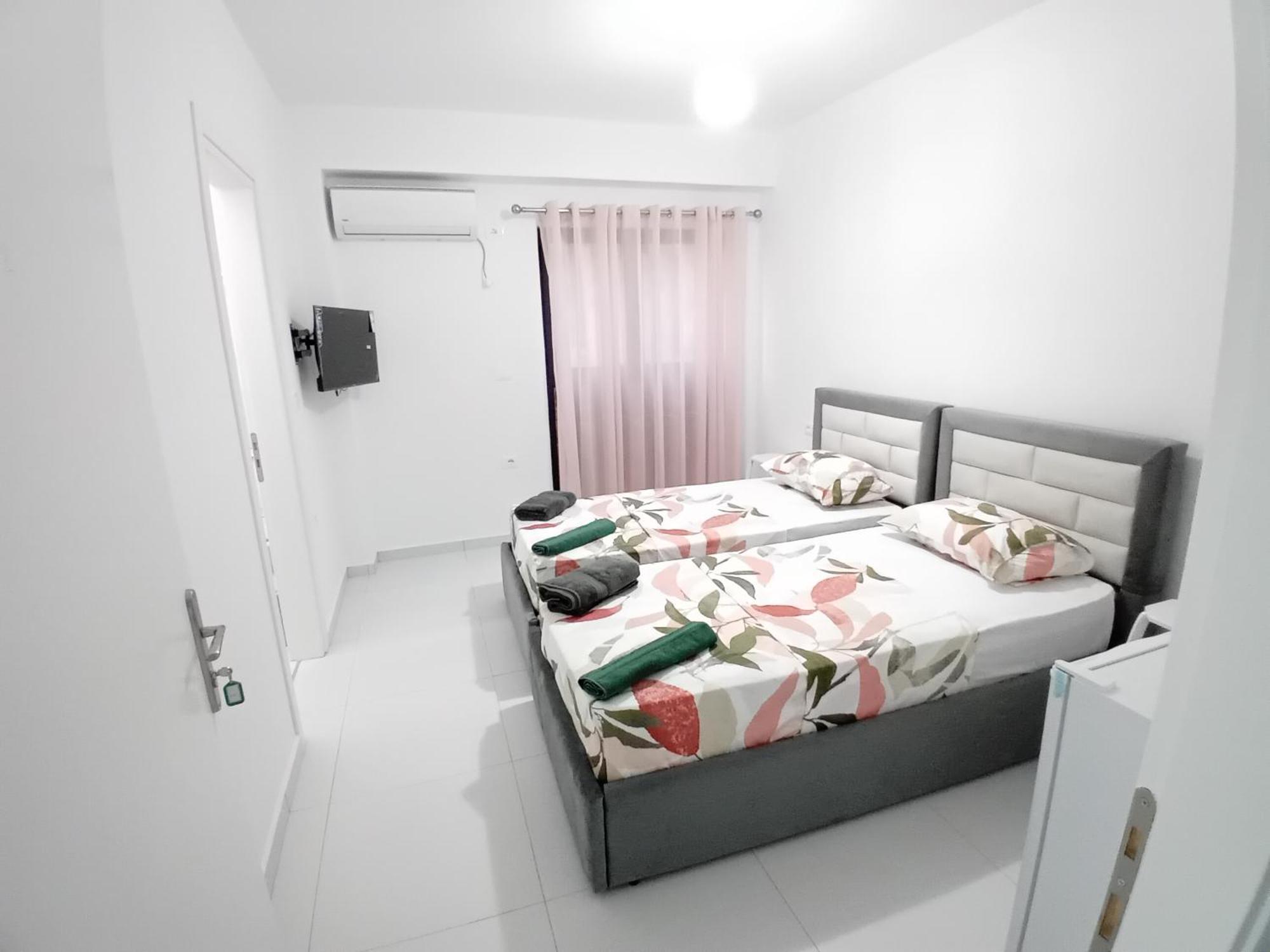 Ida Apartments Sarandë 外观 照片