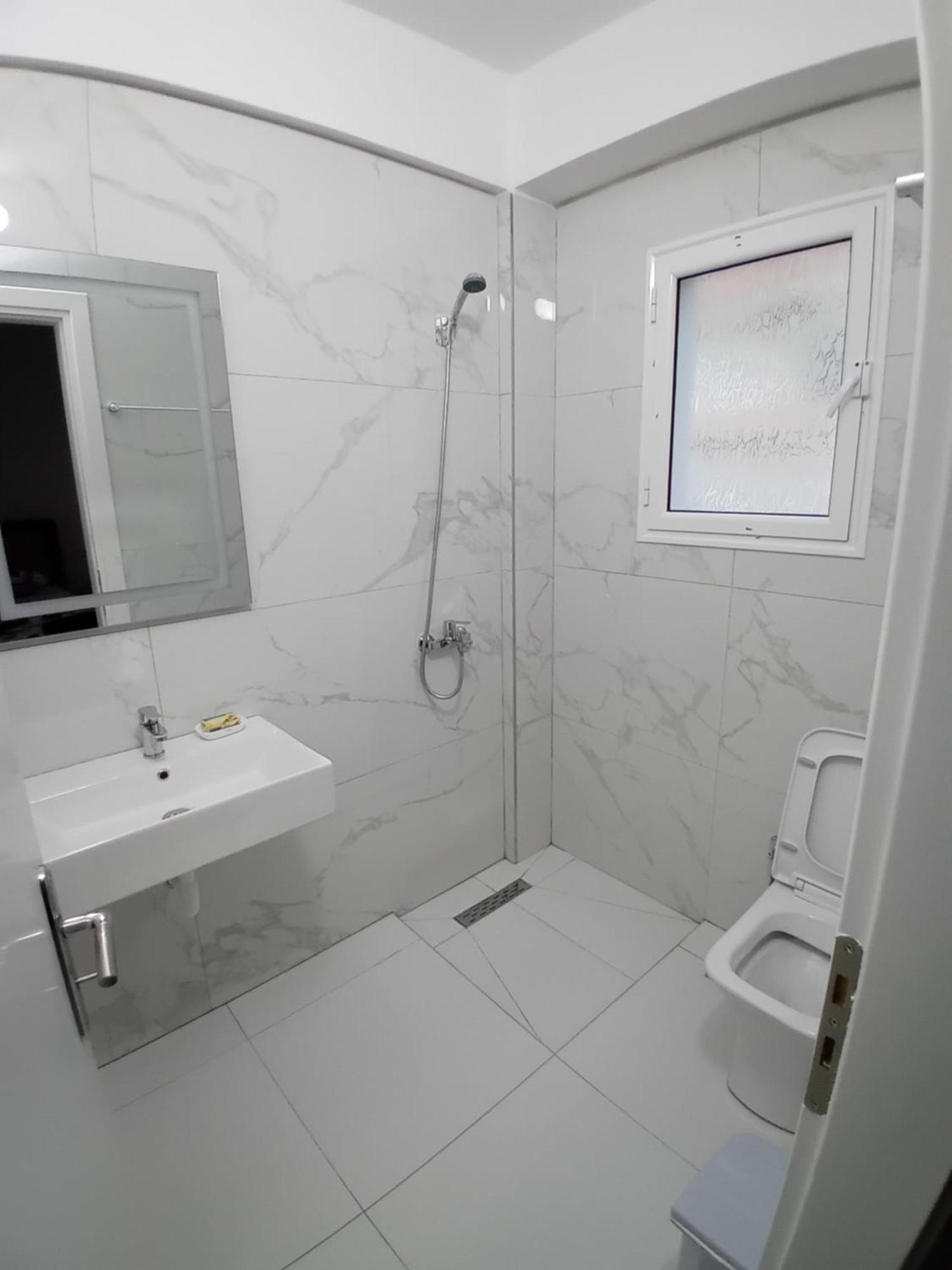 Ida Apartments Sarandë 外观 照片
