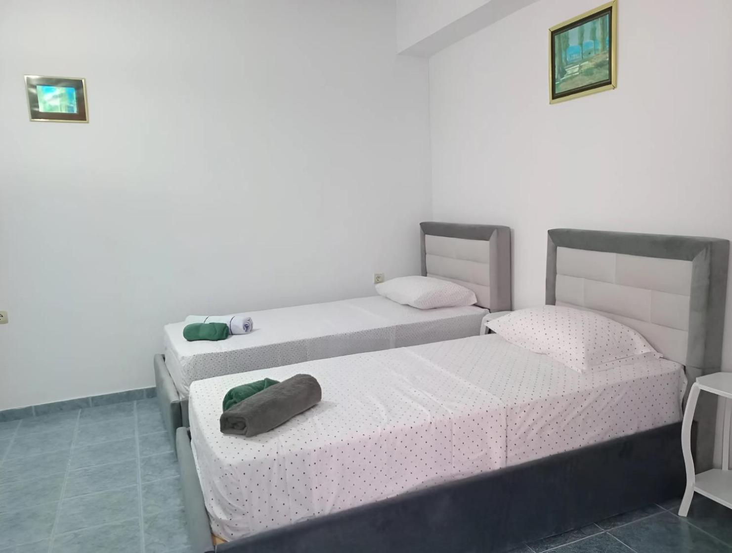 Ida Apartments Sarandë 外观 照片