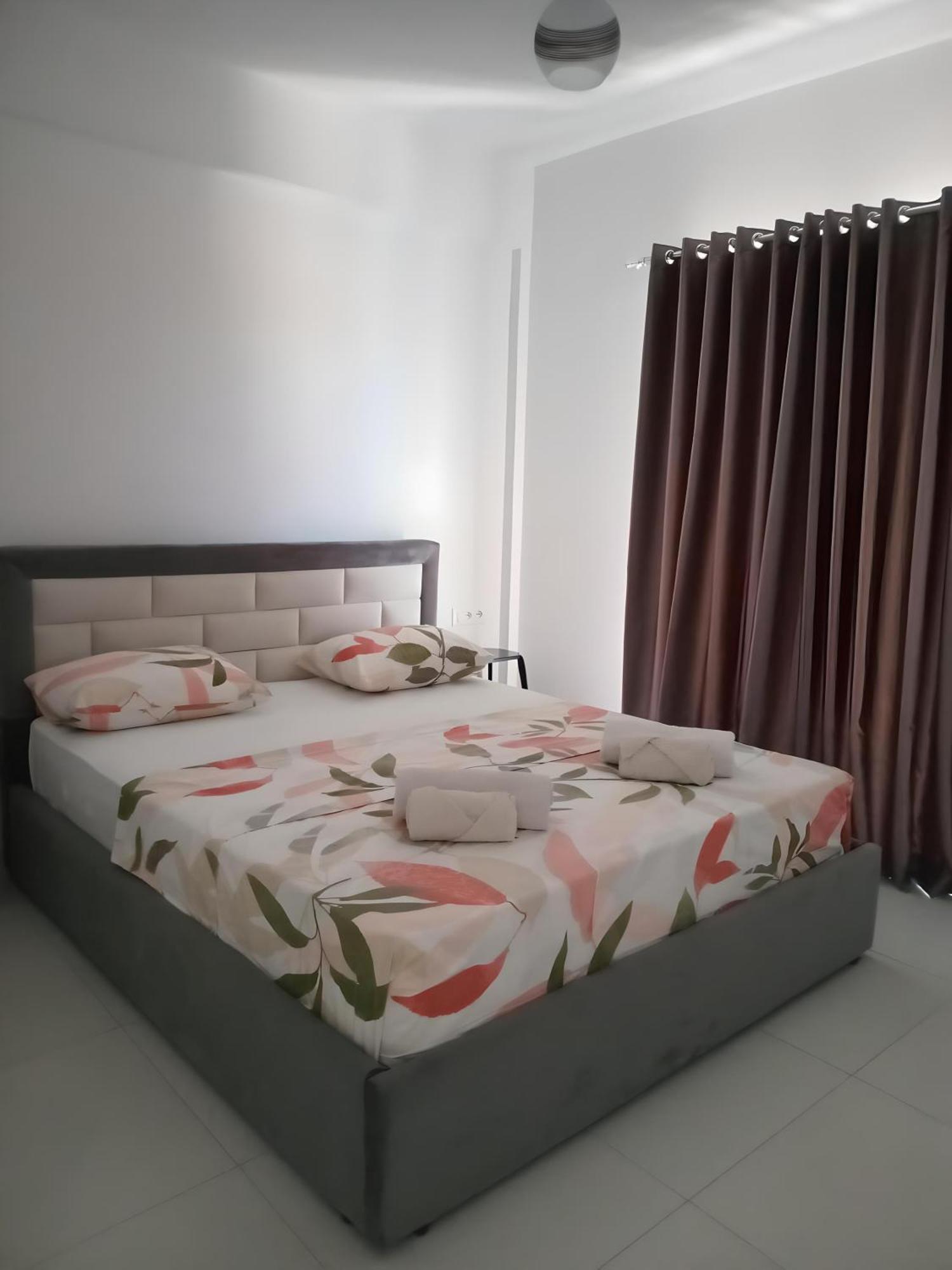 Ida Apartments Sarandë 外观 照片
